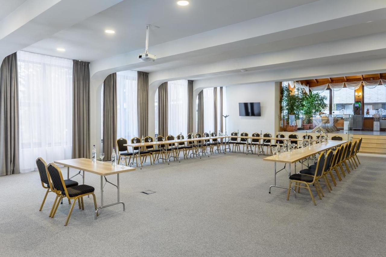 פרדיאל Eden Grand Resort מראה חיצוני תמונה