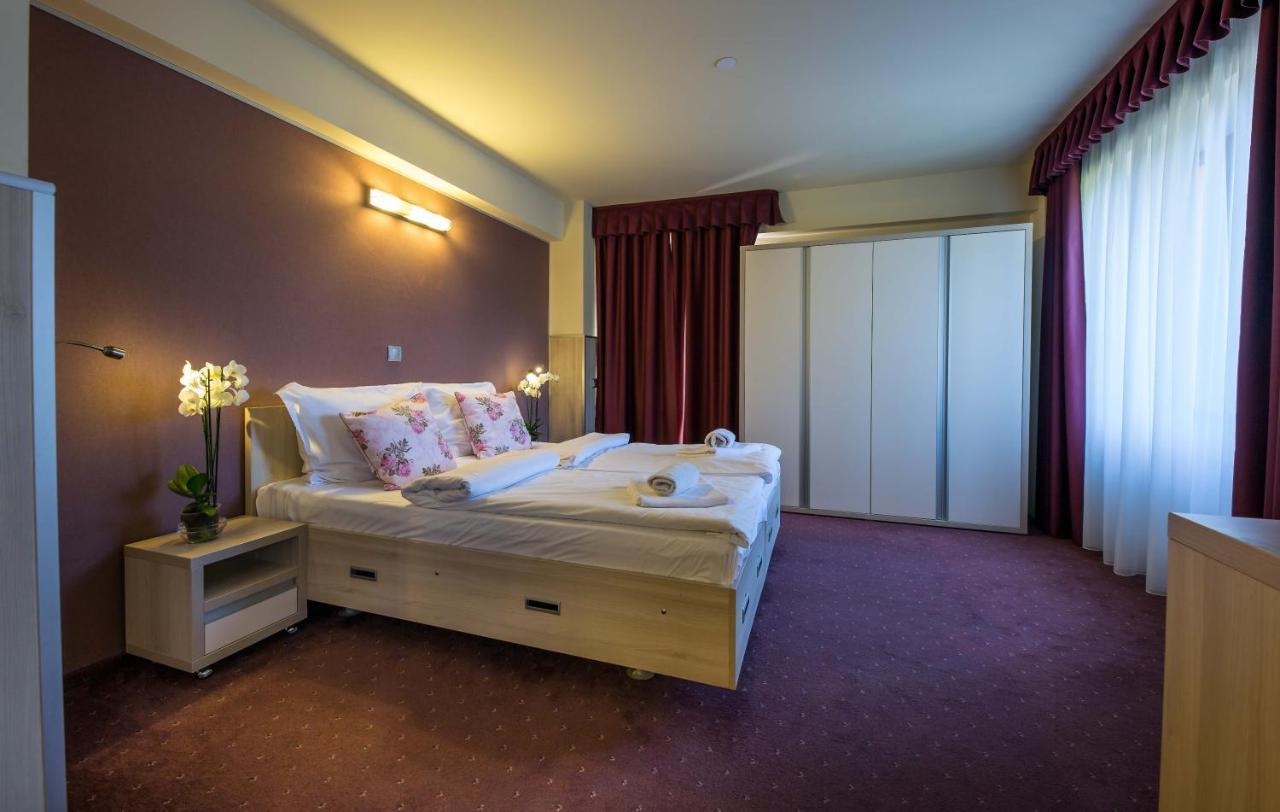פרדיאל Eden Grand Resort מראה חיצוני תמונה